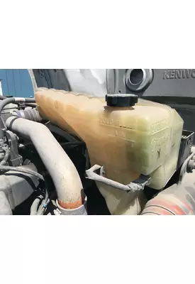 Kenworth T680 Radiator Overflow Bottle / Surge Tank