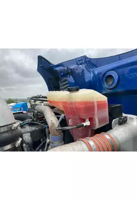 Kenworth T680 Radiator Overflow Bottle / Surge Tank