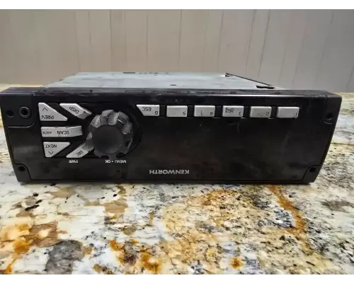 Kenworth T680 Radio