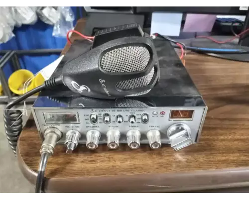 Kenworth T680 Radio