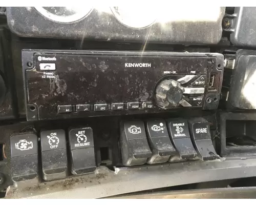 Kenworth T680 Radio