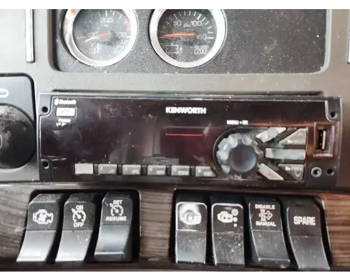 Kenworth T680 Radio