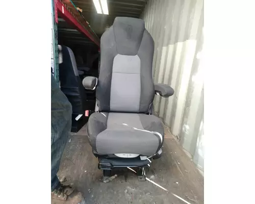 Seat, Front KENWORTH T680 High Mountain Horsepower
