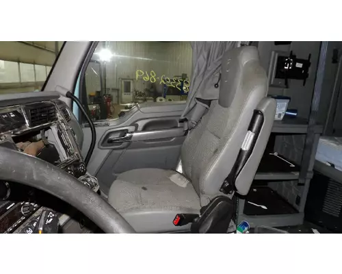 Seat, Front KENWORTH T680 LKQ Thompson Motors - Wykoff