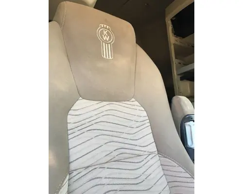 Kenworth T680 Seat, Front