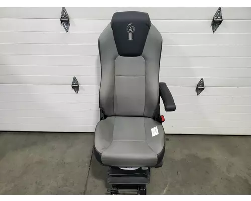 Kenworth T680 Seat (Air Ride Seat)