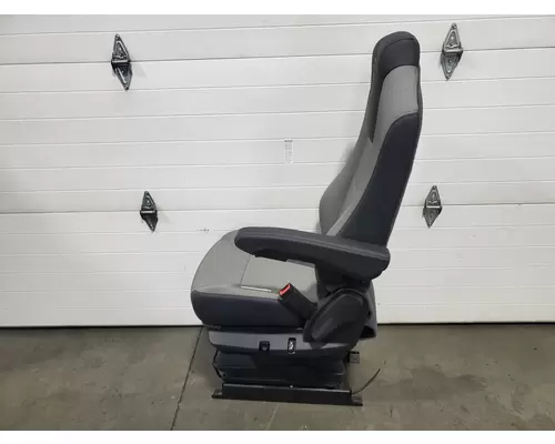 Kenworth T680 Seat (Air Ride Seat)