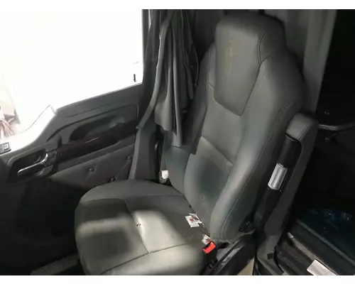 Kenworth T680 Seat (Air Ride Seat)