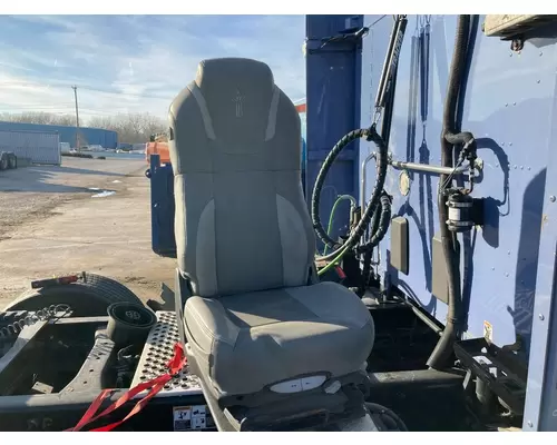 Seat, Front Kenworth T680 Vander Haags Inc Dm