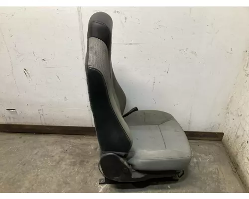 Kenworth T680 Seat (non-Suspension)