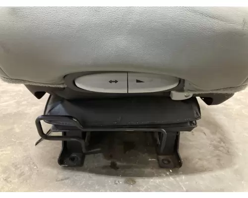 Kenworth T680 Seat (non-Suspension)
