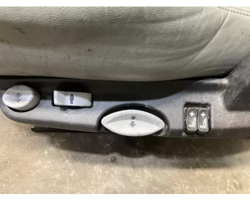 Kenworth T680 Seat (non-Suspension)