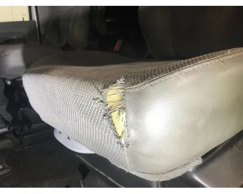 Kenworth T680 Seat (non-Suspension)