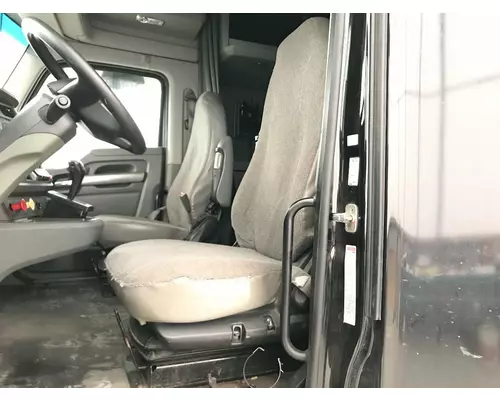Kenworth T680 Seat (non-Suspension)