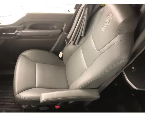 Kenworth T680 Seat (non-Suspension)
