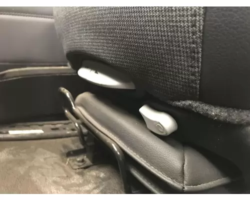 Kenworth T680 Seat (non-Suspension)