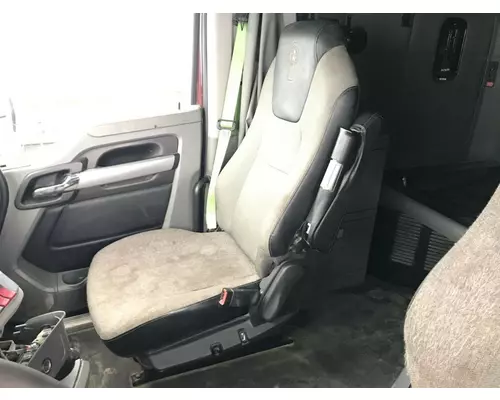 Kenworth T680 Seat (non-Suspension)