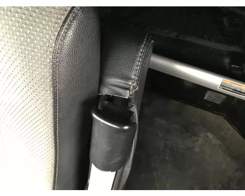 Kenworth T680 Seat (non-Suspension)