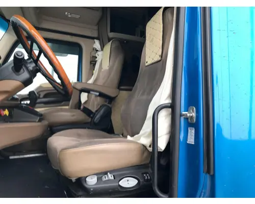 Kenworth T680 Seat (non-Suspension)