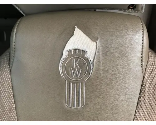 Kenworth T680 Seat (non-Suspension)