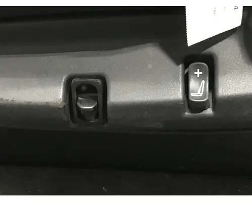 Kenworth T680 Seat (non-Suspension)