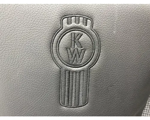 Kenworth T680 Seat (non-Suspension)