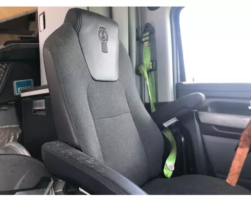 Kenworth T680 Seat (non-Suspension)