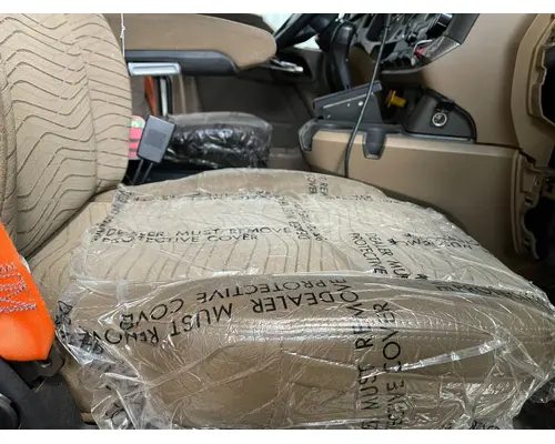 Kenworth T680 Seat (non-Suspension)