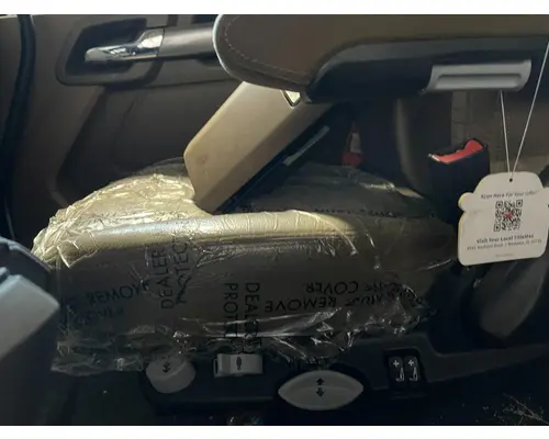 Kenworth T680 Seat (non-Suspension)