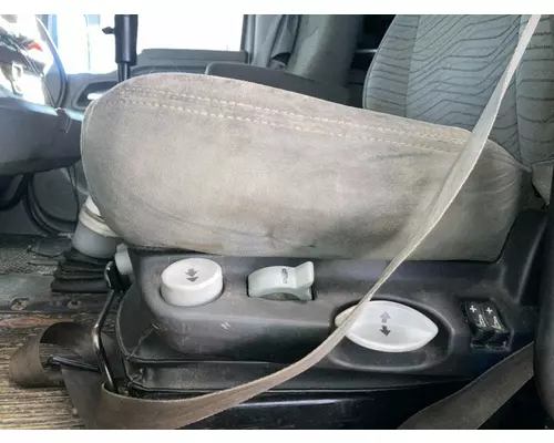 Kenworth T680 Seat (non-Suspension)