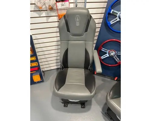 Seat, Front KENWORTH T680 High Mountain Horsepower