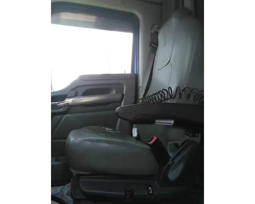 Seat, Front KENWORTH T680 LKQ Evans Heavy Truck Parts