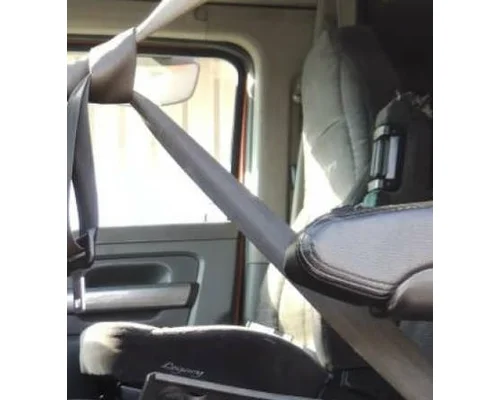 Seat, Front KENWORTH T680 LKQ Geiger Truck Parts