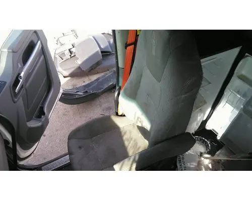 Seat, Front KENWORTH T680 LKQ Heavy Truck - Goodys