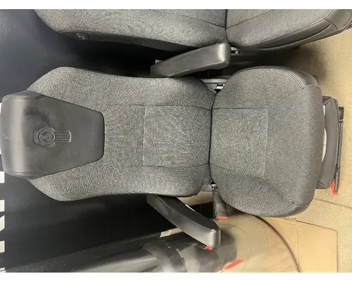 Seat, Front KENWORTH T680 K &amp; R Truck Sales, Inc.