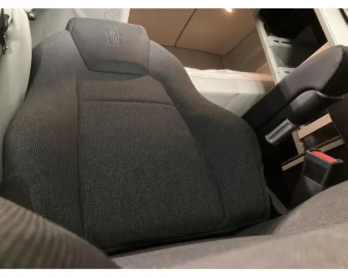Seat, Front Kenworth T680 Vander Haags Inc WM