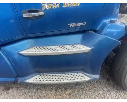 Kenworth T680 Side Fairing