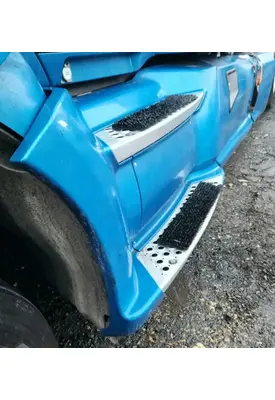 Kenworth T680 Side Fairing