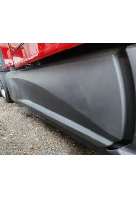 Kenworth T680 Side Fairing