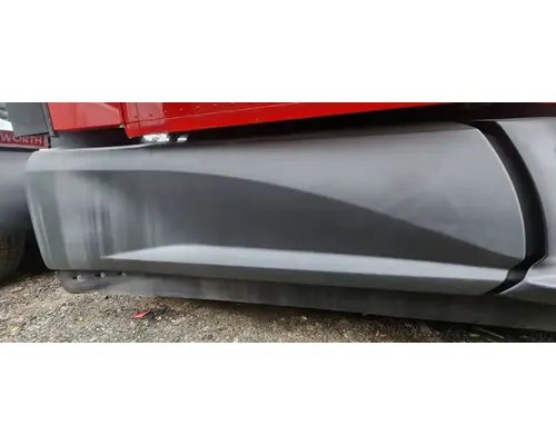 Kenworth T680 Side Fairing