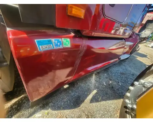 Kenworth T680 Side Fairing