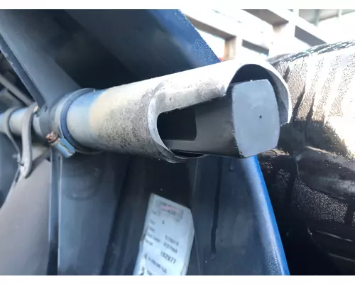 Kenworth T680 Skirt