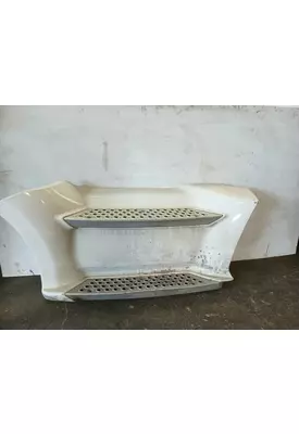 Kenworth T680 Skirt