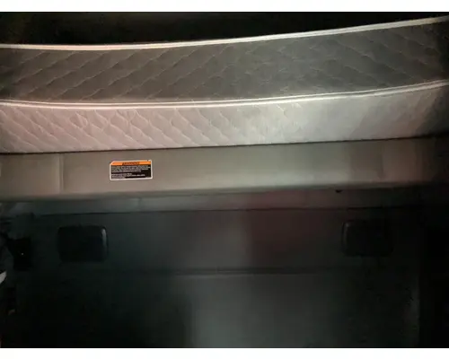 Kenworth T680 Sleeper Bunk