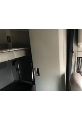 Kenworth T680 Sleeper Cabinets