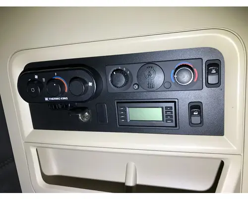 Kenworth T680 Sleeper Controls