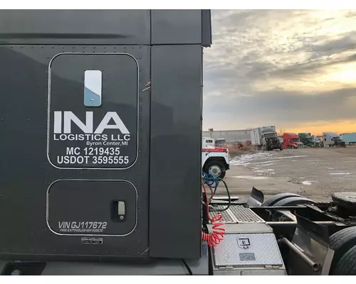 Kenworth T680 Sleeper Fairing