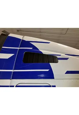 Kenworth T680 Sleeper Window