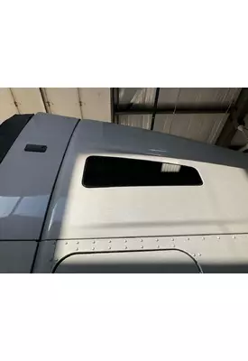 Kenworth T680 Sleeper Window