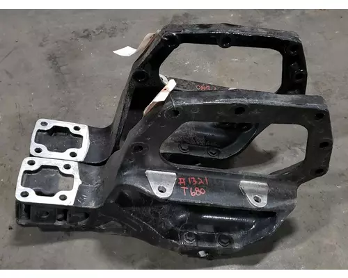 Spring Hanger KENWORTH T680 High Mountain Horsepower